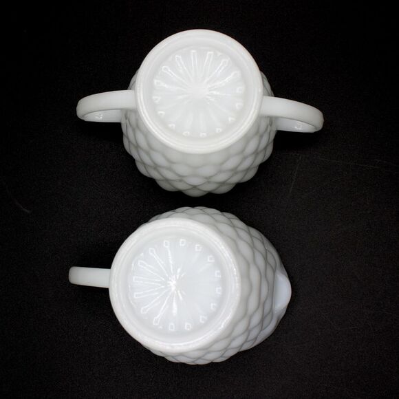Vintage Anchor Hocking Milk Glass Bubble Pattern Footed Sugar and Creamer Set - Picture 4 of 8